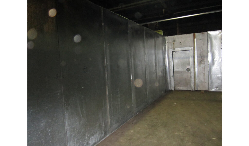 13 Door Walk-In