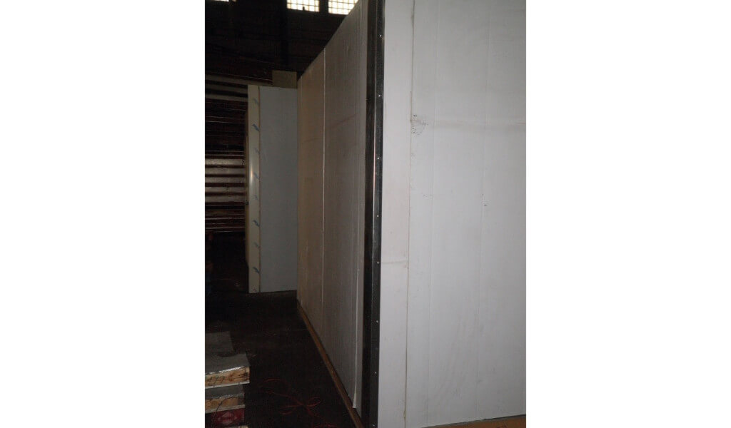 10 X 12 X 9 Walk In Freezer