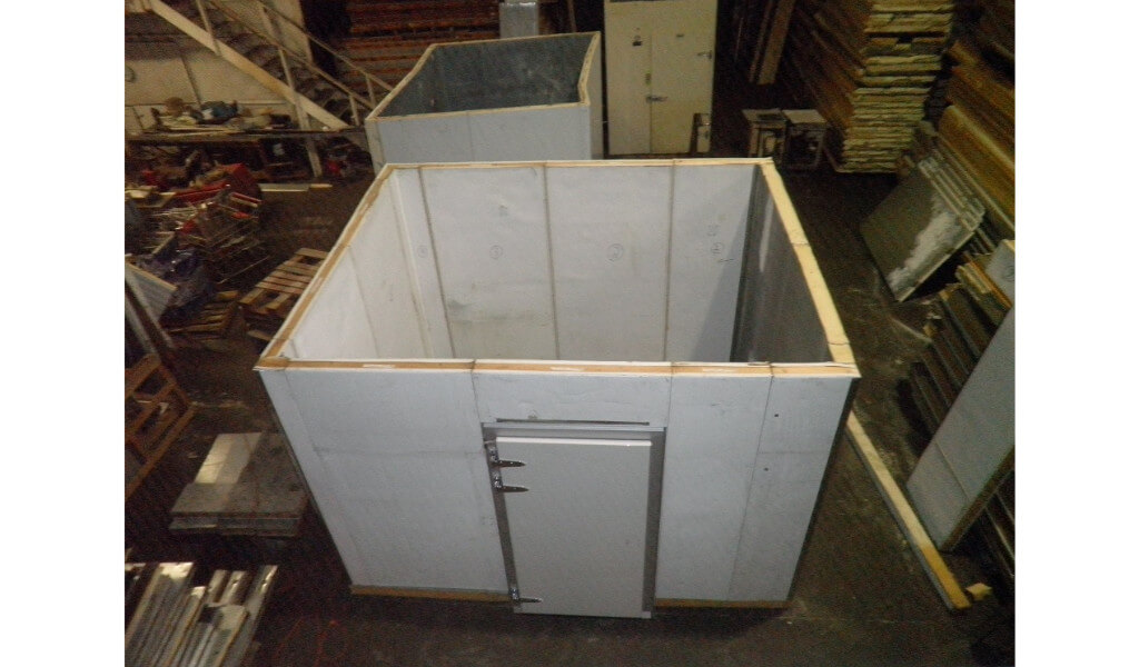 10 X 12 X 9 Walk In Freezer