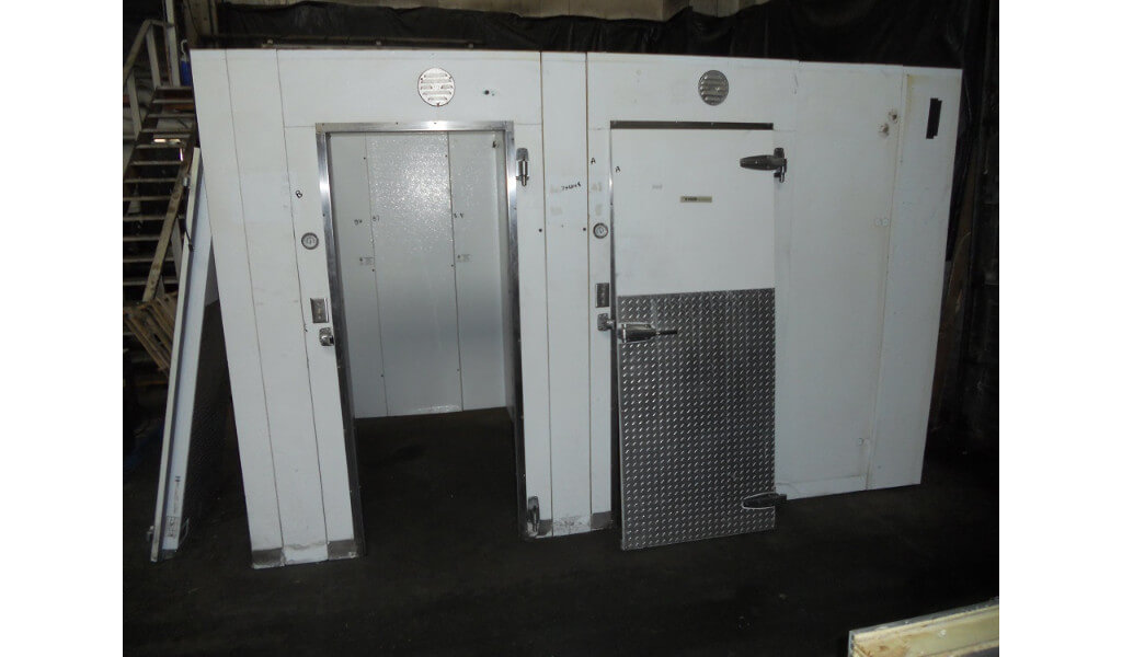 7 X 12 X 8 Cooler / Freezer Combination Box