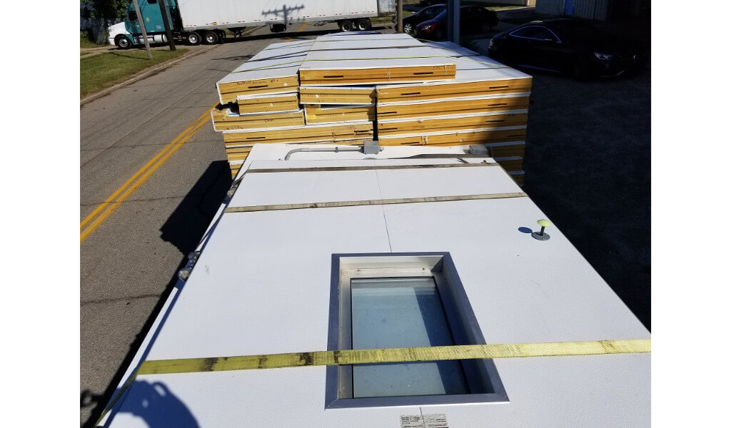 20 X 23 X 10 Crown Tonka Walk In Freezer