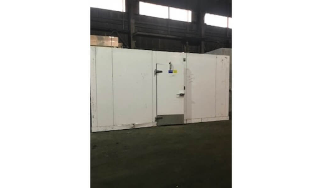 12 X 16 X 8 Walk In Freezer