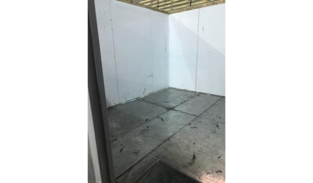 12 X 16 X 8 Walk In Freezer