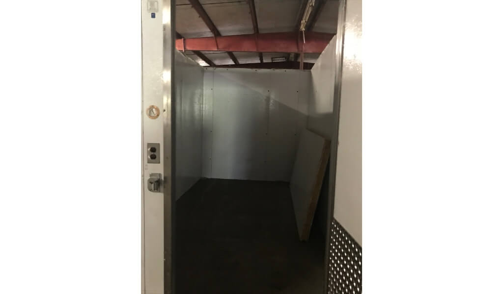 8 X 15 X 8 Walk In Cooler