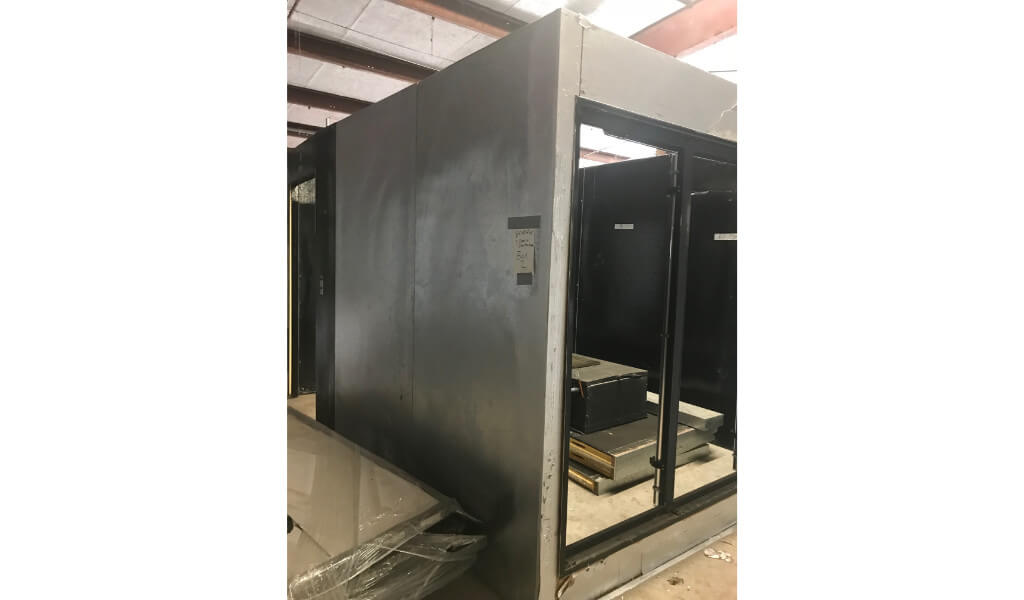 9 X 13 X 8 Walk In Cooler