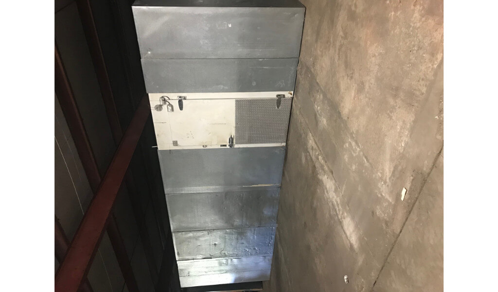 15 X 24 X 8 Walk In Cooler