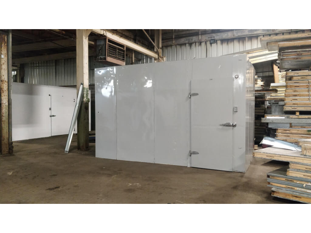 8 X 16 X 8 Walk In Cooler