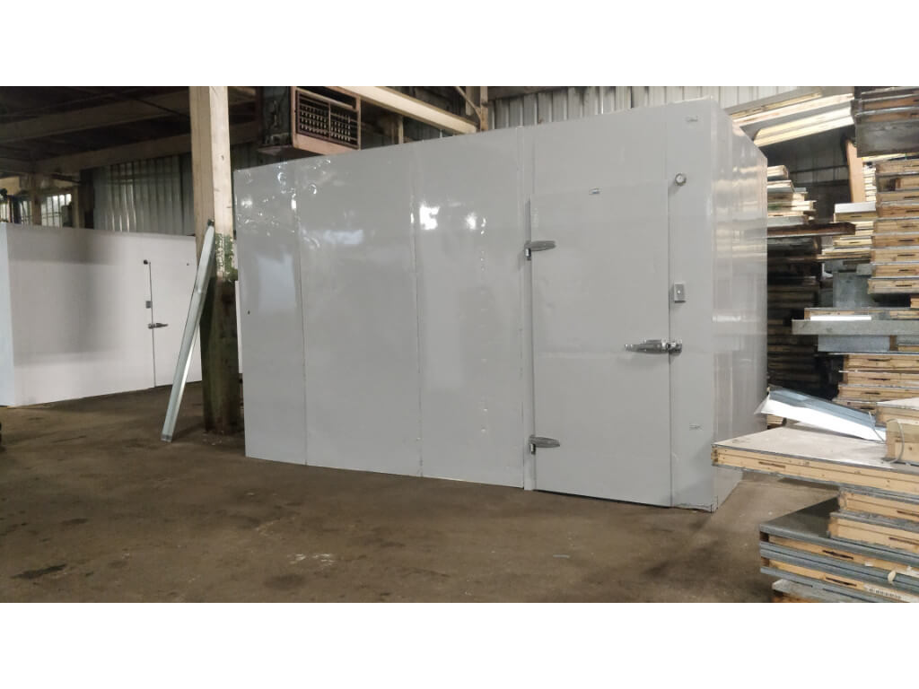 8 X 16 X 8 Walk In Cooler