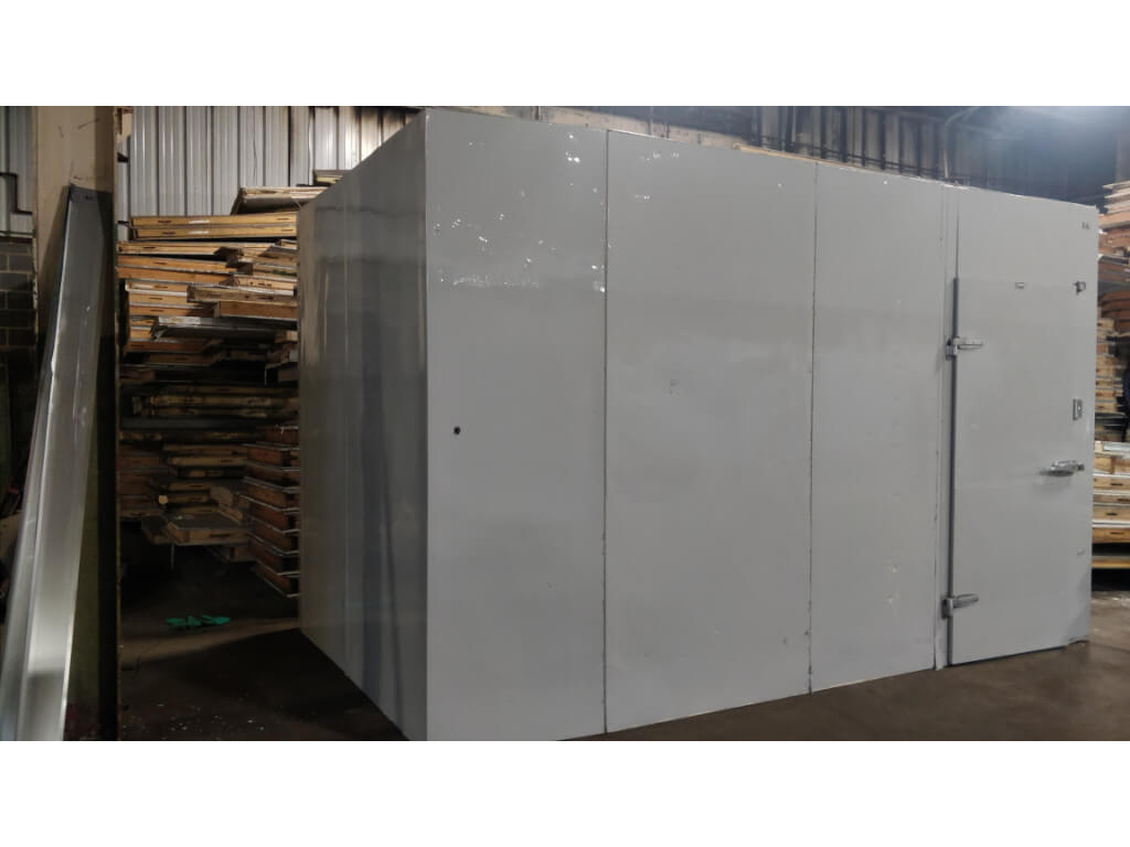 8 X 16 X 8 Walk In Cooler