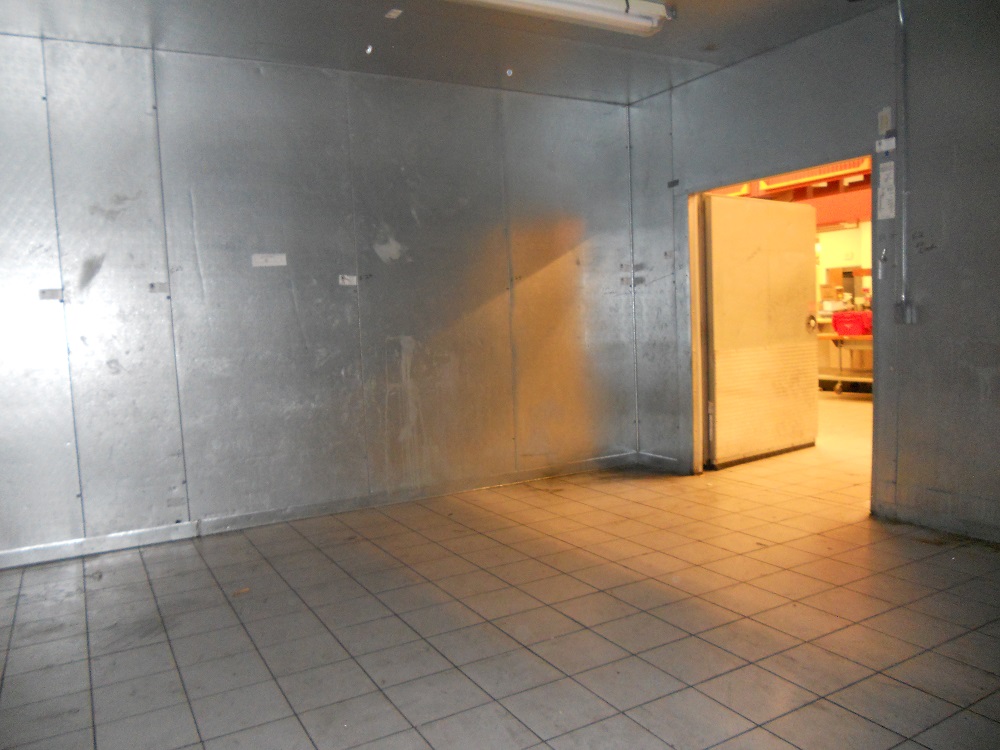 16 X 24 X 10 Crown Tonka Walk In Cooler